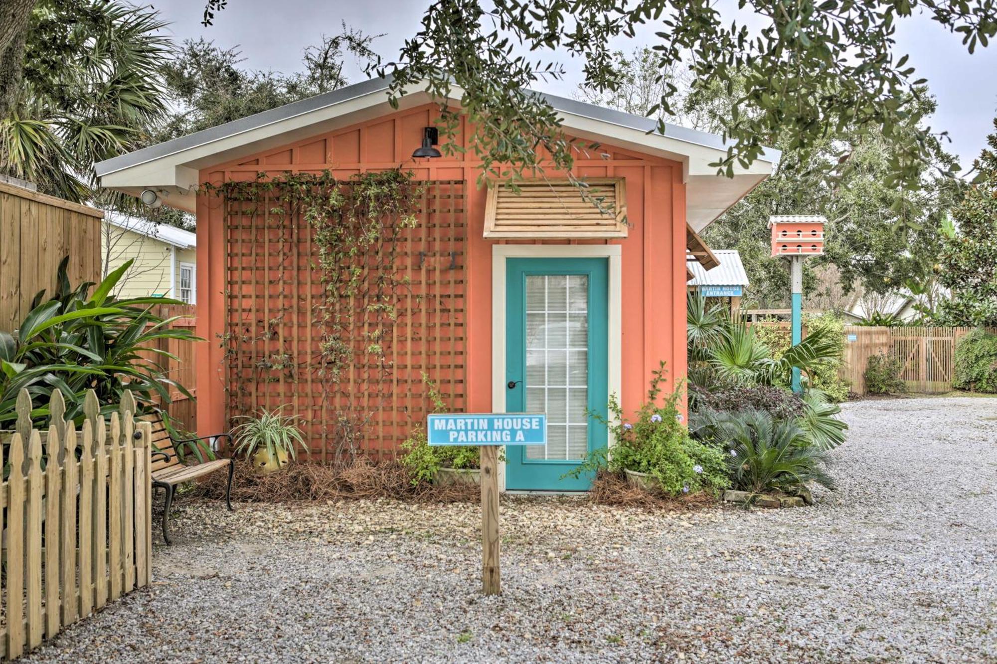 Walk To Beach From Chic Old Town Apartment With Yard Bay St. Louis Eksteriør bilde
